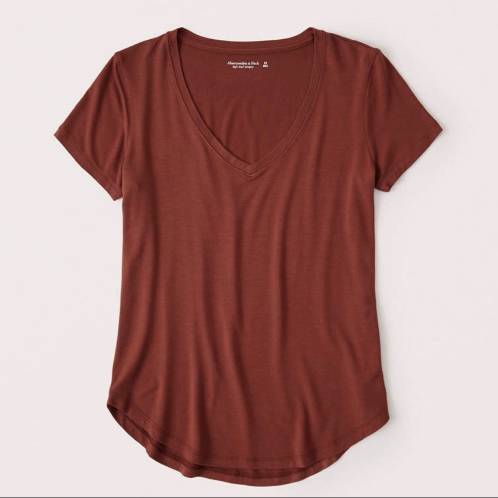 Paprika softAF Drapey V-Neck Tee